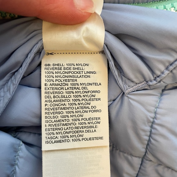 The North Face Reversible Thermoball Hooded Jacket, periwinkle and mint, 2T - Picture 6 of 10